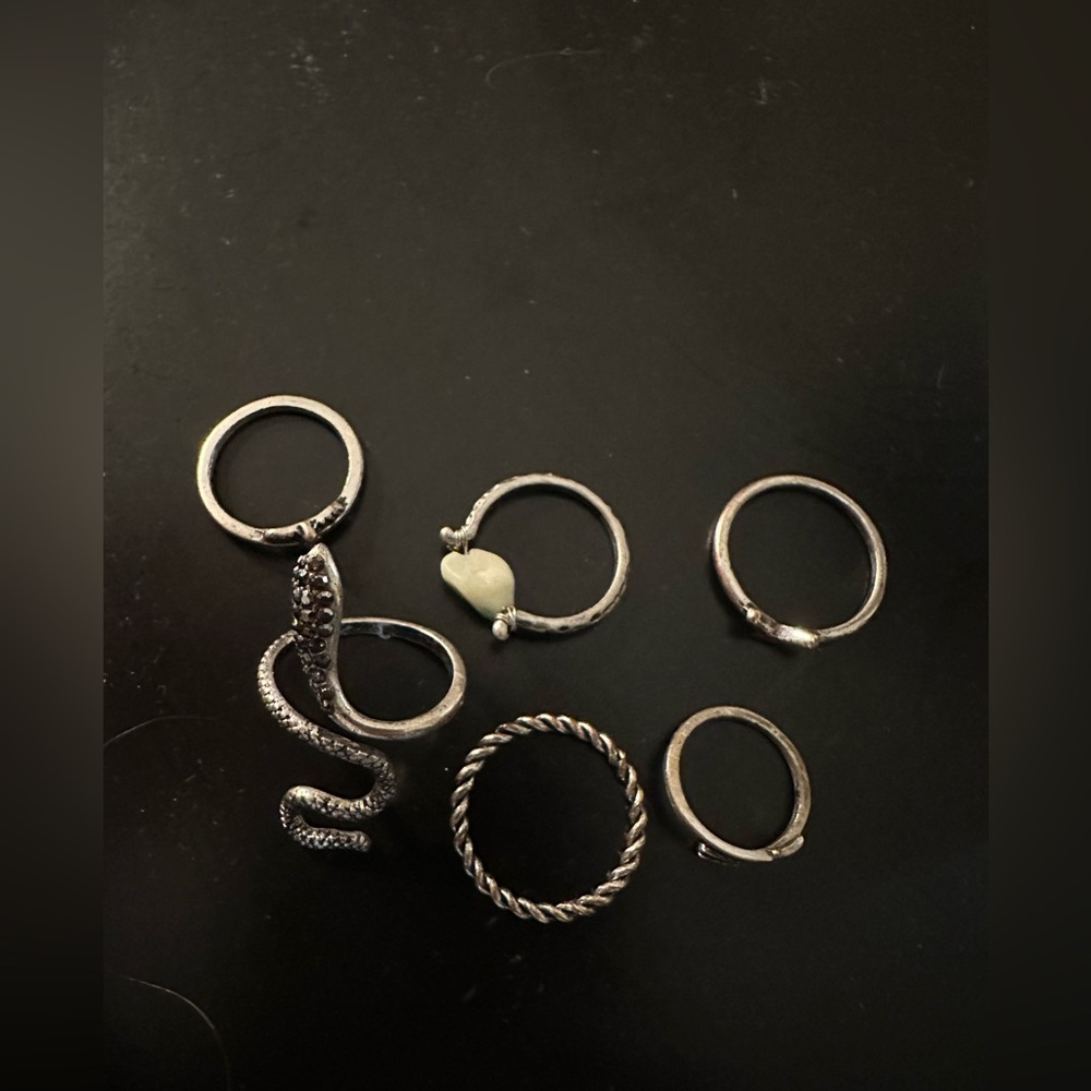 PULL AND BEAR golden necklace